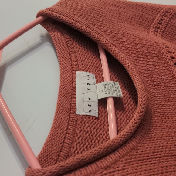 🌼 Sweater 🌼 - Picture 3 of 6